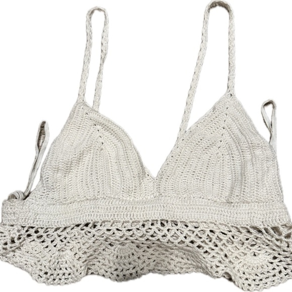 American Eagle crochet top
